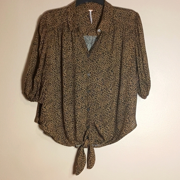 Free People Celia Animal Print Tie Front Top - Picture 5 of 8